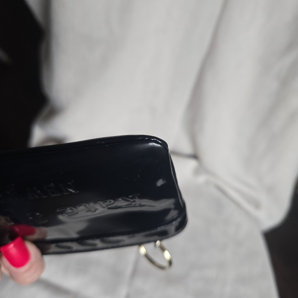 Kate Spade New York Patent Leather Zip Wallet or Key Ring Holder - Picture 4 of 9